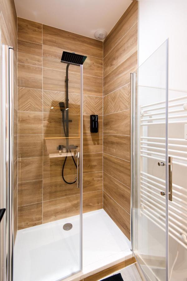 Magnifique T3 Totalement Renove, Hypercentre Rochefort, Arrivee Autonome ! Zewnętrze zdjęcie